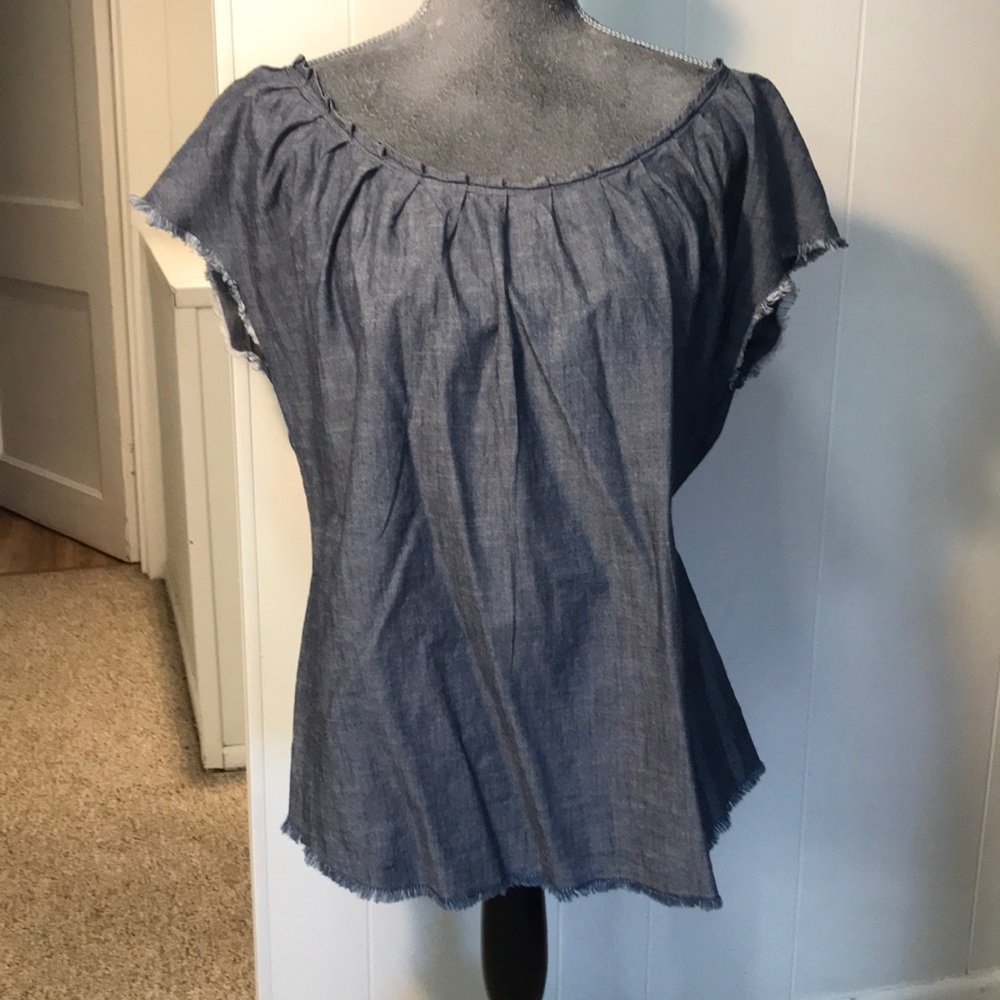 Lauren Conrad blouse/top women’s large jean blue short sleeve